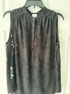 CAbi Black Sleeveless Button-Front Textured Camisole